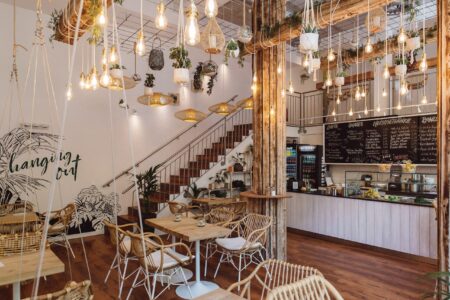 Hanging Out Café Restaurant-Gutschein