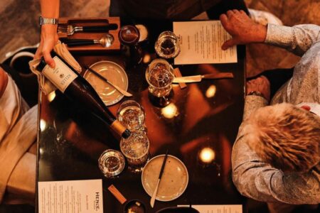 HENNE Weinbar Restaurant-Gutschein