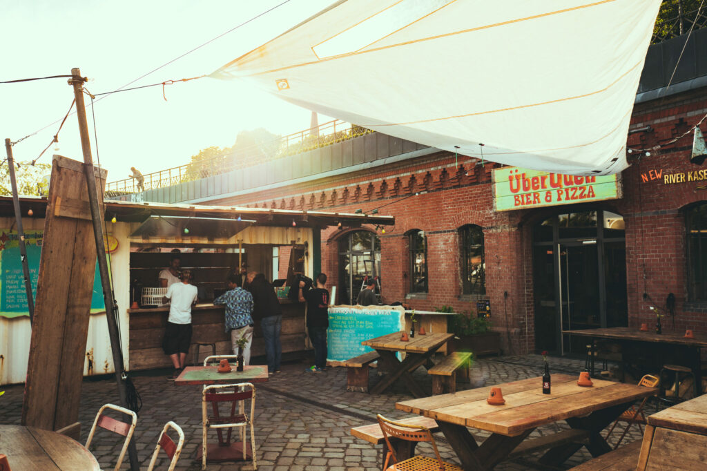 Hamburger Restaurants mit entspannten Außenterrassen