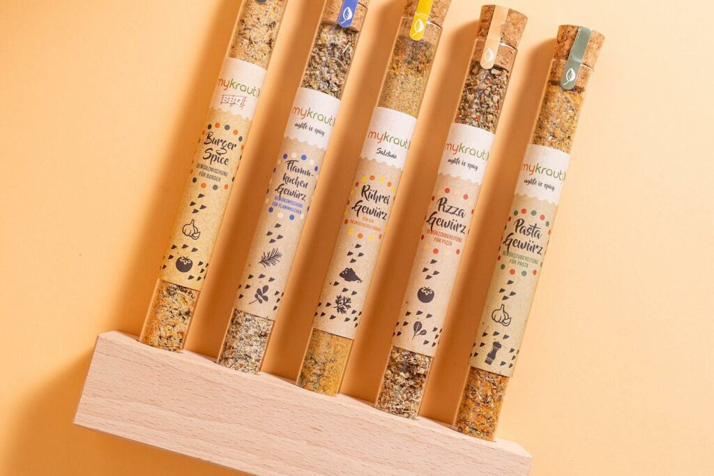 Schenken macht glücklich – unsere Tipps für deinen selbstgemachten Adventskalender