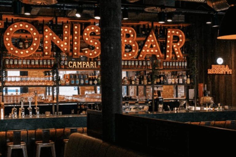 Restaurant Gutschein für Toni Travolta